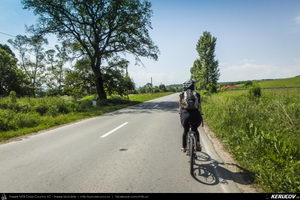 Trasee cu bicicleta MTB XC - Traseu MTB Nocrich - Marpod - Ilimbav - Altana - Nocrich (varianta familie, copil de 2 ani) de Andrei Vocurek