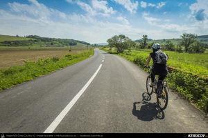 Trasee cu bicicleta MTB XC - Traseu MTB Nocrich - Marpod - Ilimbav - Altana - Nocrich (varianta familie, copil de 2 ani) de Andrei Vocurek
