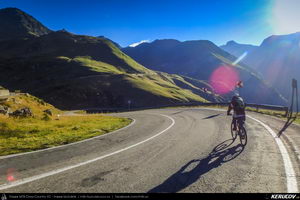 Trasee cu bicicleta MTB XC - Traseu MTB Muntii Fagaras - TRANSFAGARASAN: Balea Lac - Vidraru - Curtea de Arges de Andrei Vocurek