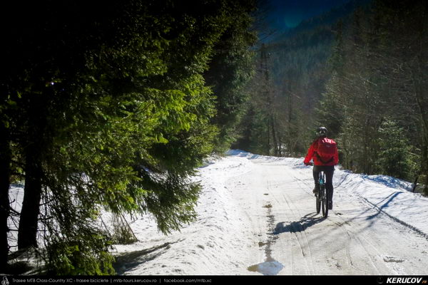 Traseu cu bicicleta MTB XC Predeal - spre Cabana Susai - Valea Azugii - Azuga - KERUCOV .ro © 2007 - 2025 || #traseecubicicleta #mtb #ssp
