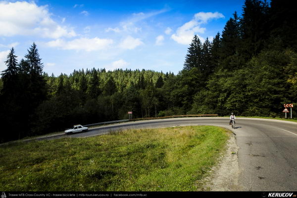 Traseu cu bicicleta MTB XC Zarnesti - Poiana Marului - Zarnesti (varianta familie, copil de 2 ani) - KERUCOV .ro © 2007 - 2025 || #traseecubicicleta #mtb #ssp