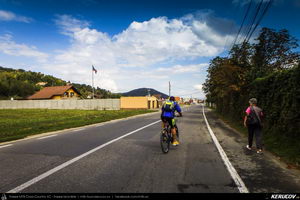 Trasee cu bicicleta MTB XC - Traseu MTB Zarnesti - Poiana Marului - Zarnesti (varianta familie, copil de 2 ani) de Andrei Vocurek