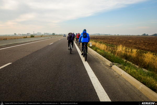 Traseu SSP Bucuresti - Calugareni - Daia - Giurgiu - Ruse - KERUCOV .ro © 2007 - 2025 || #traseecubicicleta #mtb #ssp
