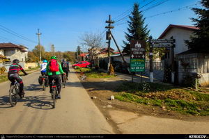 Trasee cu bicicleta MTB XC - Traseu SSP Bucuresti - Calugareni - Mihai Bravu - Comana - Gradistea - 1 Decembrie - Bucuresti de Andrei Vocurek