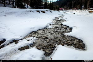 Trasee cu bicicleta MTB XC - Traseu MTB Muntii Bucegi: Busteni - Valea Cerbului - Valea Spumoasa - Poiana Tapului - Sinaia (Cascada Valea Spumoasa, Castelul Cantacuzino, Castelul Peles) de Andrei Vocurek