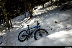 Trasee cu bicicleta MTB XC - Traseu MTB Muntii Bucegi: Busteni - Valea Cerbului - Valea Spumoasa - Poiana Tapului - Sinaia (Cascada Valea Spumoasa, Castelul Cantacuzino, Castelul Peles) de Andrei Vocurek