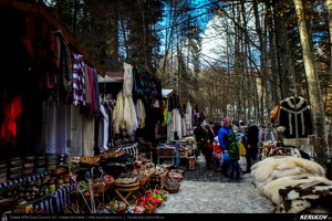 Trasee cu bicicleta MTB XC - Traseu MTB Muntii Bucegi: Busteni - Valea Cerbului - Valea Spumoasa - Poiana Tapului - Sinaia (Cascada Valea Spumoasa, Castelul Cantacuzino, Castelul Peles) de Andrei Vocurek