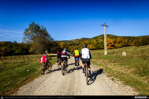Trasee cu bicicleta MTB XC - Traseu MTB Campina - Urleta - Cocorastii Mislii - Bustenari - Poiana Trestiei - Cosminele - Dumbravesti - Plopeni - Ploiesti de Andrei Vocurek