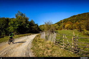 Trasee cu bicicleta MTB XC - Traseu MTB Campina - Urleta - Cocorastii Mislii - Bustenari - Poiana Trestiei - Cosminele - Dumbravesti - Plopeni - Ploiesti de Andrei Vocurek