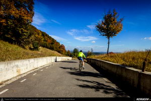 Trasee cu bicicleta MTB XC - Traseu MTB Campina - Urleta - Cocorastii Mislii - Bustenari - Poiana Trestiei - Cosminele - Dumbravesti - Plopeni - Ploiesti de Andrei Vocurek