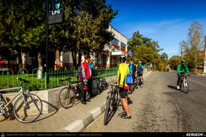 Trasee cu bicicleta MTB XC - Traseu MTB Campina - Urleta - Cocorastii Mislii - Bustenari - Poiana Trestiei - Cosminele - Dumbravesti - Plopeni - Ploiesti de Andrei Vocurek