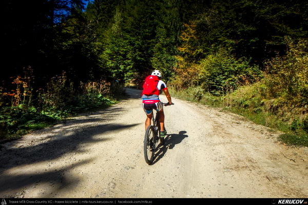 Traseu cu bicicleta MTB XC Cheia MTB Challenge 2017 - semimaraton: Cheia - Valea Stanii - Poiana Stanei - Campul Ardelii (concurs MTB) - KERUCOV .ro © 2007 - 2025 || #traseecubicicleta #mtb #ssp