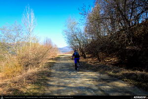 Trasee cu bicicleta MTB XC - Traseu MTB Maneciu-Ungureni - Valea Telejenelului - Chiciureni - Maneciu-Ungureni (Lacul Maneciu, Cascada Schinda) de Andrei Vocurek