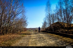 Trasee cu bicicleta MTB XC - Traseu MTB Maneciu-Ungureni - Valea Telejenelului - Chiciureni - Maneciu-Ungureni (Lacul Maneciu, Cascada Schinda) de Andrei Vocurek