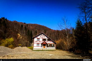 Trasee cu bicicleta MTB XC - Traseu MTB Maneciu-Ungureni - Valea Telejenelului - Chiciureni - Maneciu-Ungureni (Lacul Maneciu, Cascada Schinda) de Andrei Vocurek