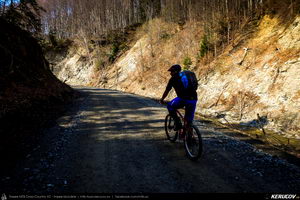 Trasee cu bicicleta MTB XC - Traseu MTB Maneciu-Ungureni - Valea Telejenelului - Chiciureni - Maneciu-Ungureni (Lacul Maneciu, Cascada Schinda) de Andrei Vocurek