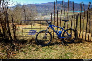 Trasee cu bicicleta MTB XC - Traseu MTB Maneciu-Ungureni - Valea Telejenelului - Chiciureni - Maneciu-Ungureni (Lacul Maneciu, Cascada Schinda) de Andrei Vocurek