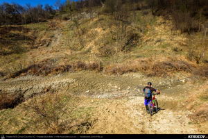 Trasee cu bicicleta MTB XC - Traseu MTB Maneciu-Ungureni - Valea Telejenelului - Chiciureni - Maneciu-Ungureni (Lacul Maneciu, Cascada Schinda) de Andrei Vocurek