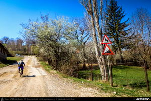 Trasee cu bicicleta MTB XC - Traseu MTB Maneciu-Ungureni - Valea Telejenelului - Chiciureni - Maneciu-Ungureni (Lacul Maneciu, Cascada Schinda) de Andrei Vocurek