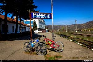 Trasee cu bicicleta MTB XC - Traseu MTB Maneciu-Ungureni - Valea Telejenelului - Chiciureni - Maneciu-Ungureni (Lacul Maneciu, Cascada Schinda) de Andrei Vocurek