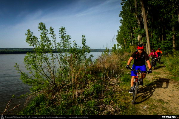 Traseu cu bicicleta MTB XC Oltenita - Stancea - Spantov - Cetatea Veche - Ulmeni - Oltenita (pe malul Dunarii) - KERUCOV .ro © 2007 - 2025 || #traseecubicicleta #mtb #ssp