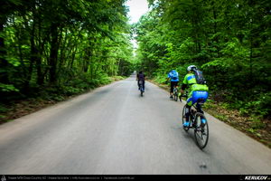 Trasee cu bicicleta MTB XC - Traseu SSP Bucuresti - Colibasi - Comana - Vlad Tepes - Gradistea - 1 Decembrie - Bucuresti (bujorul de padure in Parcul Natural Comana) de Andrei Vocurek