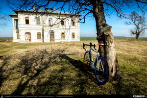 Trasee cu bicicleta MTB XC - Traseu SSP Bucuresti - Cozieni - Sindrilita - Hagiesti - Fundulea - Branesti - Bucuresti (Conacul Marghiloman) de Andrei Vocurek