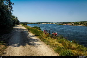 Trasee cu bicicleta MTB XC - Traseu MTB Medgidia - Poarta Alba - Murfatlar - Straja - Baraganu - Lanurile - Ciocarlia - Valea Dacilor - Medgidia (Canalul Dunare - Marea Neagra - Monumentul Tineretului de la Straja) de Andrei Vocurek