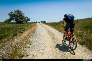 Trasee cu bicicleta MTB XC - Traseu MTB Medgidia - Poarta Alba - Murfatlar - Straja - Baraganu - Lanurile - Ciocarlia - Valea Dacilor - Medgidia (Canalul Dunare - Marea Neagra - Monumentul Tineretului de la Straja) de Andrei Vocurek