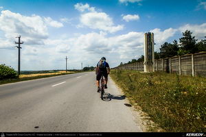 Trasee cu bicicleta MTB XC - Traseu MTB Medgidia - Poarta Alba - Murfatlar - Straja - Baraganu - Lanurile - Ciocarlia - Valea Dacilor - Medgidia (Canalul Dunare - Marea Neagra - Monumentul Tineretului de la Straja) de Andrei Vocurek