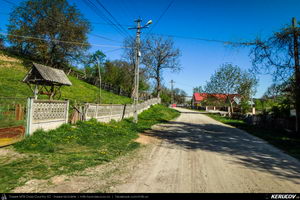 Trasee cu bicicleta MTB XC - Traseu MTB Pitesti - Argeselu - Jupanesti - Retevoiesti - Domnesti - Corbi - Jgheaburi - Pitesti (Biserica de lemn din Jupanesti, Manastirea Corbii de Piatra, Cula Druganescu, Vila Micescu) de Andrei Vocurek