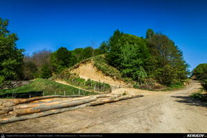 Trasee cu bicicleta MTB XC - Traseu MTB Pitesti - Argeselu - Jupanesti - Retevoiesti - Domnesti - Corbi - Jgheaburi - Pitesti (Biserica de lemn din Jupanesti, Manastirea Corbii de Piatra, Cula Druganescu, Vila Micescu) de Andrei Vocurek