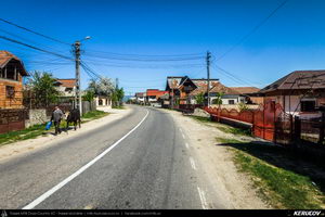 Trasee cu bicicleta MTB XC - Traseu MTB Pitesti - Argeselu - Jupanesti - Retevoiesti - Domnesti - Corbi - Jgheaburi - Pitesti (Biserica de lemn din Jupanesti, Manastirea Corbii de Piatra, Cula Druganescu, Vila Micescu) de Andrei Vocurek
