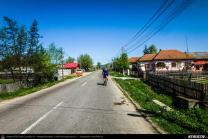 Trasee cu bicicleta MTB XC - Traseu MTB Pitesti - Argeselu - Jupanesti - Retevoiesti - Domnesti - Corbi - Jgheaburi - Pitesti (Biserica de lemn din Jupanesti, Manastirea Corbii de Piatra, Cula Druganescu, Vila Micescu) de Andrei Vocurek
