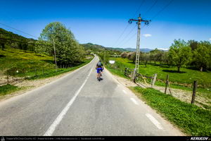 Trasee cu bicicleta MTB XC - Traseu MTB Pitesti - Argeselu - Jupanesti - Retevoiesti - Domnesti - Corbi - Jgheaburi - Pitesti (Biserica de lemn din Jupanesti, Manastirea Corbii de Piatra, Cula Druganescu, Vila Micescu) de Andrei Vocurek