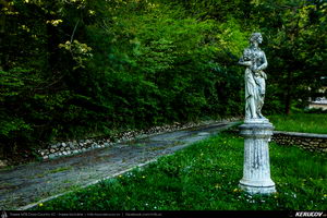 Trasee cu bicicleta MTB XC - Traseu MTB Pitesti - Argeselu - Jupanesti - Retevoiesti - Domnesti - Corbi - Jgheaburi - Pitesti (Biserica de lemn din Jupanesti, Manastirea Corbii de Piatra, Cula Druganescu, Vila Micescu) de Andrei Vocurek