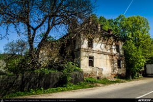 Trasee cu bicicleta MTB XC - Traseu MTB Pitesti - Argeselu - Jupanesti - Retevoiesti - Domnesti - Corbi - Jgheaburi - Pitesti (Biserica de lemn din Jupanesti, Manastirea Corbii de Piatra, Cula Druganescu, Vila Micescu) de Andrei Vocurek