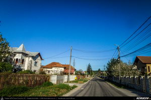 Trasee cu bicicleta MTB XC - Traseu MTB Pitesti - Argeselu - Jupanesti - Retevoiesti - Domnesti - Corbi - Jgheaburi - Pitesti (Biserica de lemn din Jupanesti, Manastirea Corbii de Piatra, Cula Druganescu, Vila Micescu) de Andrei Vocurek