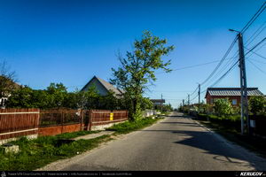 Trasee cu bicicleta MTB XC - Traseu MTB Pitesti - Argeselu - Jupanesti - Retevoiesti - Domnesti - Corbi - Jgheaburi - Pitesti (Biserica de lemn din Jupanesti, Manastirea Corbii de Piatra, Cula Druganescu, Vila Micescu) de Andrei Vocurek