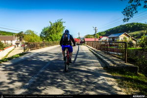 Trasee cu bicicleta MTB XC - Traseu MTB Pitesti - Argeselu - Jupanesti - Retevoiesti - Domnesti - Corbi - Jgheaburi - Pitesti (Biserica de lemn din Jupanesti, Manastirea Corbii de Piatra, Cula Druganescu, Vila Micescu) de Andrei Vocurek