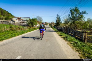 Trasee cu bicicleta MTB XC - Traseu MTB Pitesti - Argeselu - Jupanesti - Retevoiesti - Domnesti - Corbi - Jgheaburi - Pitesti (Biserica de lemn din Jupanesti, Manastirea Corbii de Piatra, Cula Druganescu, Vila Micescu) de Andrei Vocurek