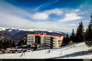 Trasee cu bicicleta MTB XC - Traseu MTB Muntii Bucegi: Sinaia - Cota 1400 - Sinaia (Schitul Sfanta Ana, Castelul Peles) de Andrei Vocurek