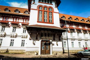 Trasee cu bicicleta MTB XC - Traseu MTB Muntii Bucegi: Sinaia - Cota 1400 - Sinaia (Schitul Sfanta Ana, Castelul Peles) de Andrei Vocurek