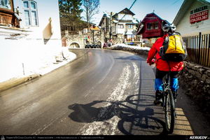 Trasee cu bicicleta MTB XC - Traseu MTB Muntii Bucegi: Sinaia - Cota 1400 - Sinaia (Schitul Sfanta Ana, Castelul Peles) de Andrei Vocurek