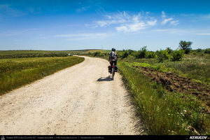 Trasee cu bicicleta MTB XC - Traseu MTB Cheile Dobrogei - Podisul Casimcei: Targusor - Gura Dobrogei - Sacele - Corbu - Navodari - Mamaia (Cheile Dobrogei, Pestera Casian, Pestera Liliecilor, Marea Neagra) de Andrei Vocurek