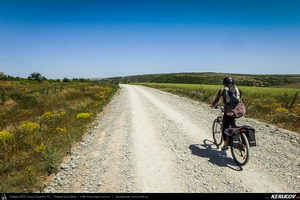 Trasee cu bicicleta MTB XC - Traseu MTB Cheile Dobrogei - Podisul Casimcei: Targusor - Gura Dobrogei - Sacele - Corbu - Navodari - Mamaia (Cheile Dobrogei, Pestera Casian, Pestera Liliecilor, Marea Neagra) de Andrei Vocurek