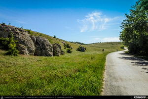 Trasee cu bicicleta MTB XC - Traseu MTB Cheile Dobrogei - Podisul Casimcei: Targusor - Gura Dobrogei - Sacele - Corbu - Navodari - Mamaia (Cheile Dobrogei, Pestera Casian, Pestera Liliecilor, Marea Neagra) de Andrei Vocurek