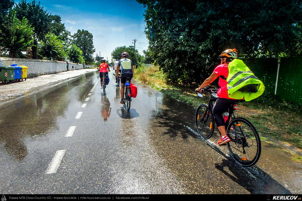 Traseu SSP Campina - Doftana - Baicoi - Floresti - Filipestii de Targ - Manesti - Butimanu - Buftea - Bucuresti - KERUCOV .ro © 2007 - 2025 || #traseecubicicleta #mtb #ssp