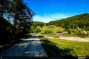 Trasee cu bicicleta MTB XC - Traseu MTB Muntii Siriu: Nehoiasu - Lunca Jaristei - Lacul Vulturilor - Nehoiu - Valea Lupului - Patarlagele - Gura Bascei de Andrei Vocurek