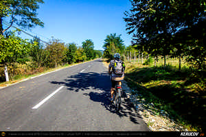 Trasee cu bicicleta MTB XC - Traseu MTB Poienile - Gura Bascei - Calvini - Slobozia - Corbu - Lera - Chiojdu - Basca Chiojdului: Casa cu Blazoane din Chiojdu si Cascada La Sipot de Andrei Vocurek